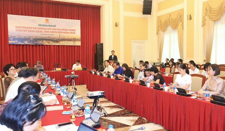 Hội nghị công bố Quy hoạch hệ thống đô thị và nông thôn thời kỳ 2021-2030, tầm nhìn đến năm 2050.