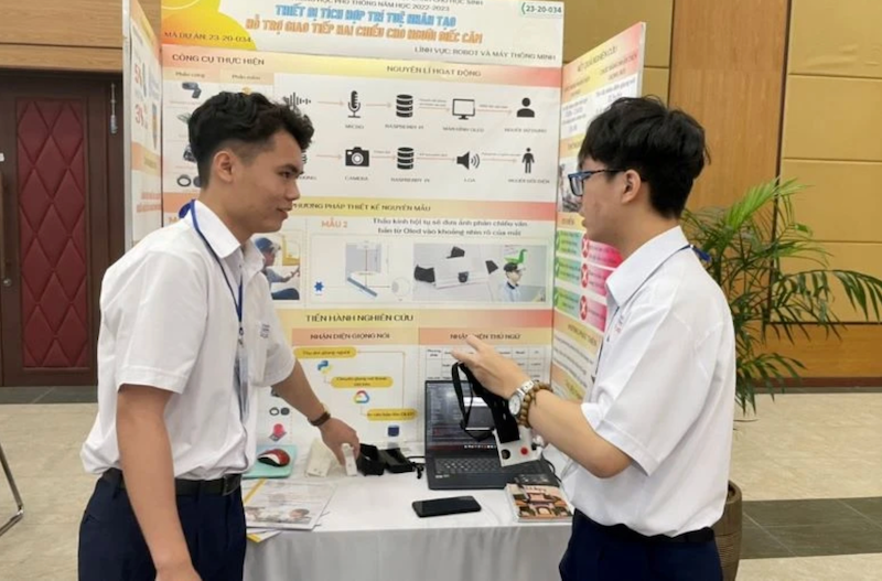 Học sinh tham dự cuộc thi năm học 2022-2023 (Ảnh: CAO TÂN)