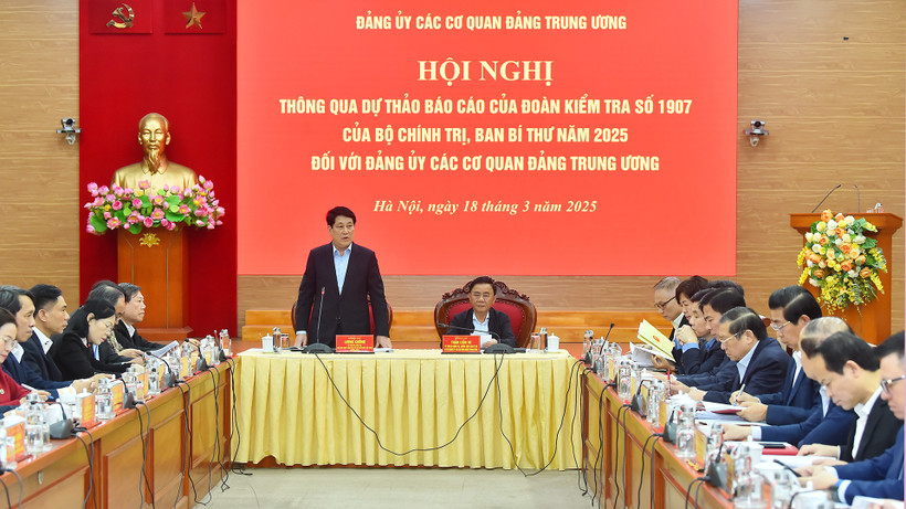 Chủ tịch nước Lương Cường phát biểu tại Hội nghị thông qua Dự thảo Báo cáo của Đoàn kiểm tra số 1907 của Bộ Chính trị, Ban Bí thư năm 2025 đối với Đảng ủy các cơ quan Đảng Trung ương.