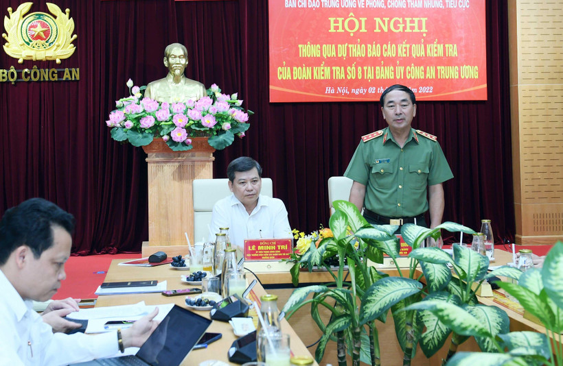 Lãnh đạo Bộ Công an phát biểu ý kiến tại Hội nghị thông qua dự thảo báo cáo kết quả kiểm tra của Đoàn kiểm tra số 8 tại Đảng ủy Công an Trung ương.