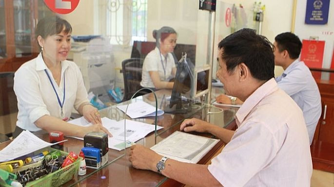 Việc thành lập Trung tâm phục vụ hành chính công giúp Hà Nội giảm mạnh số lượng công chức, viên chức tại bộ phận "một cửa".