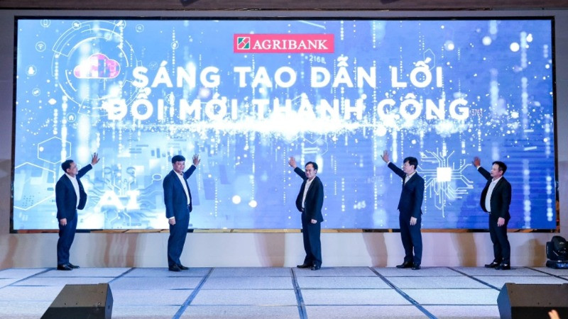 Agribank phát động Chương trình hành động đột phá phát triển khoa học, công nghệ đổi mới sáng tạo và chuyển đổi số.