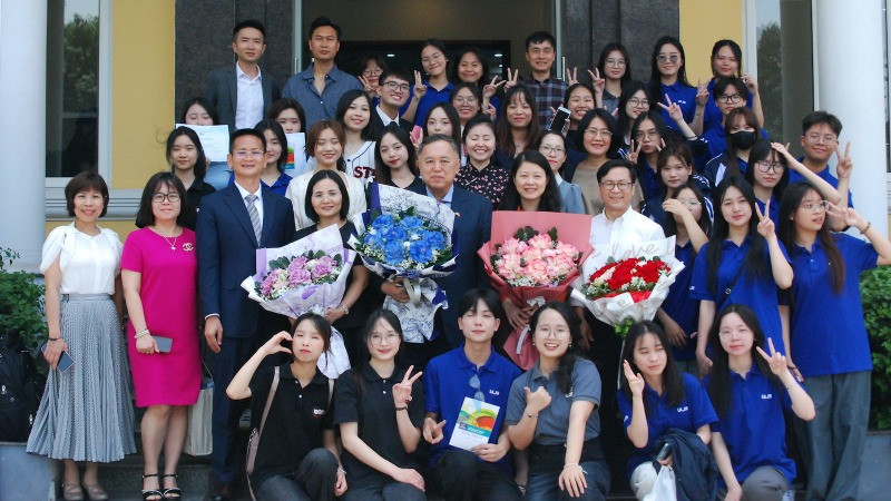 Ngày hội tiếng Trung quốc tế 2025 là sân chơi bổ ích của sinh viên tiếng Trung.