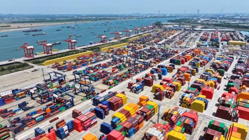 Xuất nhập khẩu hàng hóa của Trung Quốc ghi nhận đà đi lên. (Ảnh: Xinhua)