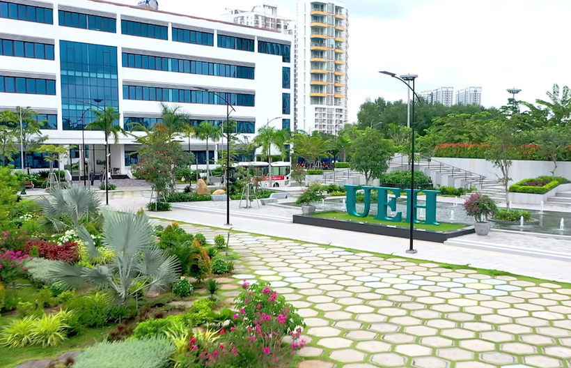 Khuôn viên Trường đại học Kinh tế Thành phố Hồ Chí Minh