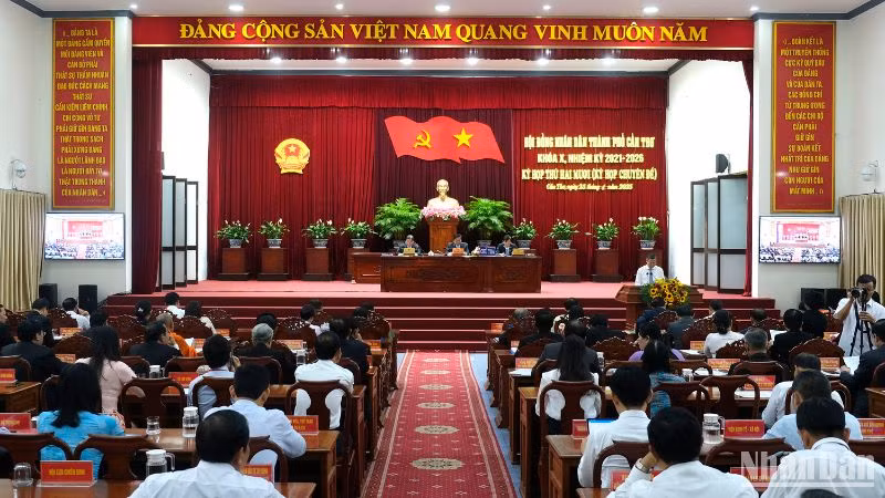 Hội đồng nhân dân thành phố Cần Thơ khóa X, nhiệm kỳ 2021-2026 khai mạc Kỳ họp thứ 20 (kỳ họp chuyên đề).