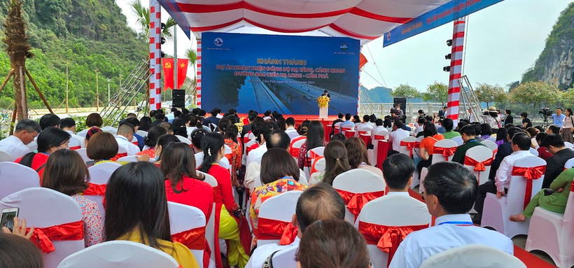 Khánh thành đường bao biển Hạ Long - Cẩm Phả quy mô 6 làn xe.