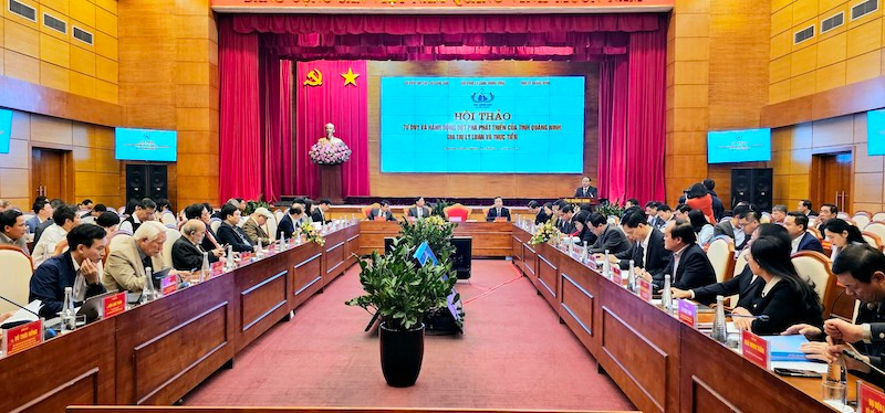 Quang cảnh Hội thảo "Tư duy và hành động đột phá phát triển của tỉnh Quảng Ninh - Những giá trị lý luận và thực tiễn".