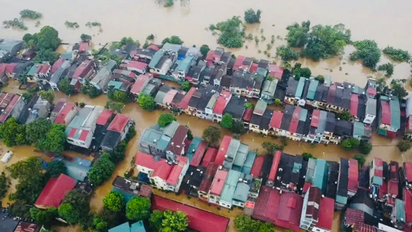 Nước lũ ở Yên Bái. (Ảnh: THANH SƠN)