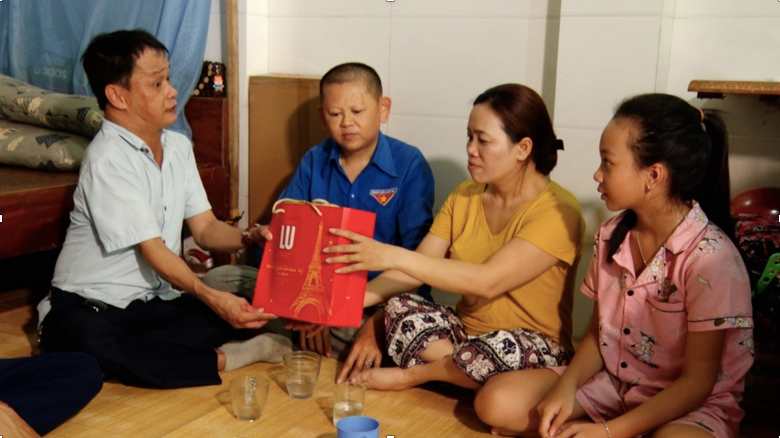 Tân Hiệp Phát tiếp sức hành trình lan tỏa yêu thương của“Hiệp sĩ tình nguyện” 