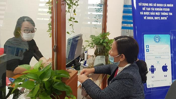 Giao dịch tại Bảo hiểm xã hội Hà Nội (Ảnh: HSS)