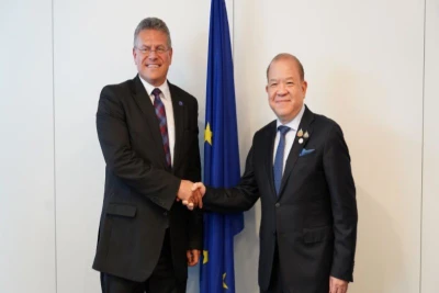 Ủy viên phụ trách Thương mại và An ninh kinh tế của EU và Bộ trưởng Thương mại Thái Lan thảo luận về đàm phán FTA. (Ảnh: Bộ Thương mại Thái Lan)