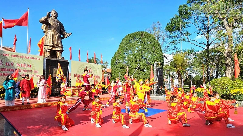 Chương trình văn nghệ chào mừng.