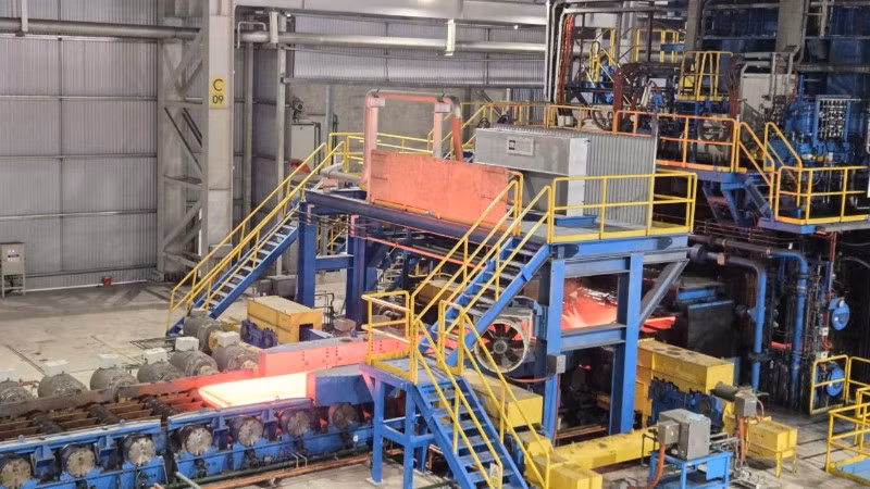 Dây chuyền sản xuất thép tại Nhà máy thép Hòa Phát Dung Quất (Quảng Ngãi).