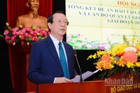 Thứ trưởng Thường trực Phạm Ngọc Thưởng phát biểu tại hội nghị.