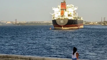 Venezuela đẩy mạnh xuất khẩu dầu sang Cuba.