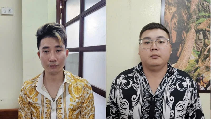 Các đối tượng Trần Văn Thành và Trần Ngọc Tuấn tại cơ quan Công an.