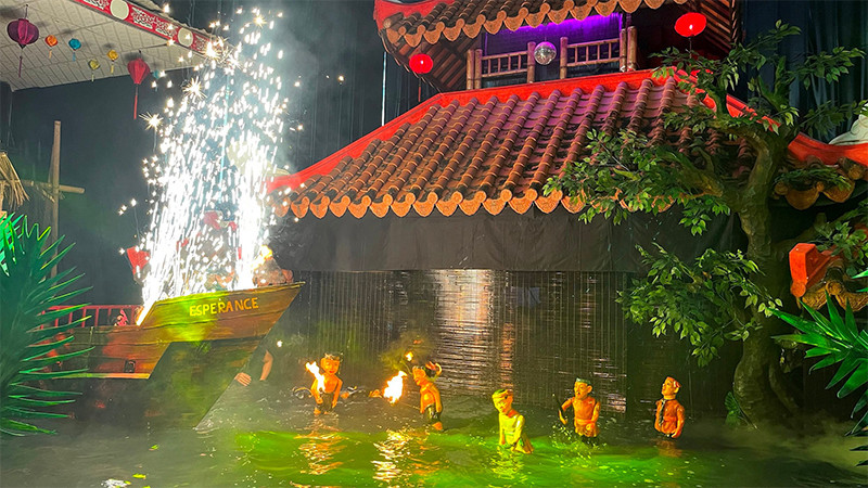 Vở rối nước"Anh hùng Nguyễn Trung Trực" của Nhà hát Nghệ thuật Phương Nam là một trong những tác phẩm được đưa vào danh sách bình chọn. (Ảnh Mạnh Hảo) 