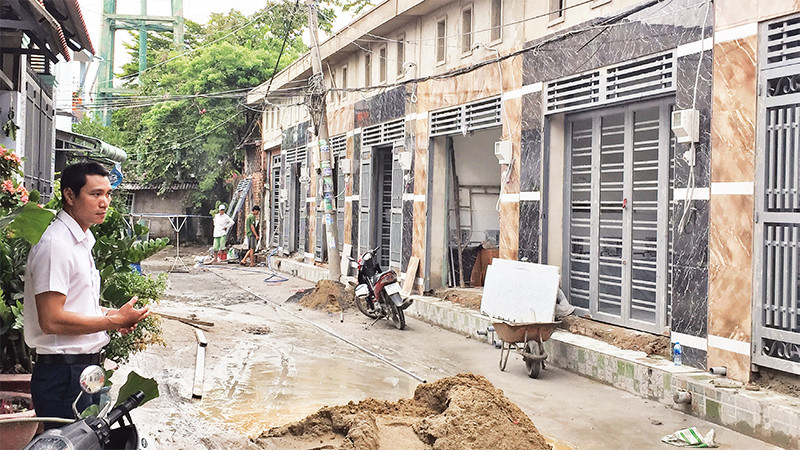 Một công trình nhà ở đang xây dựng. 