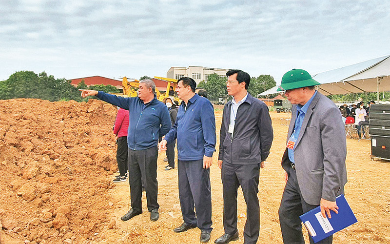 Cưỡng chế thu hồi đất để thực hiện dự án Công viên vui chơi giải trí tại thành phố Vĩnh Yên. 