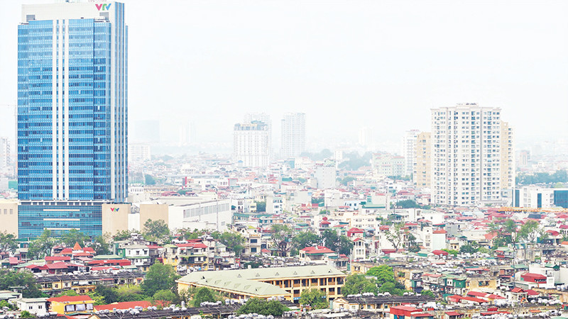 Một góc khu vực trung tâm quận Ba Ðình. (Ảnh Ðăng Anh) 