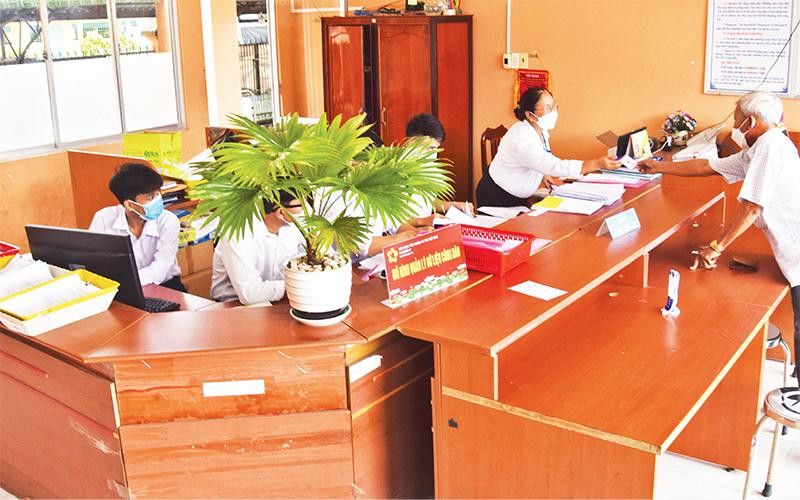 Triển khai Mô hình quản lý dữ liệu dân cư tại UBND Phường 2, thành phố Cao Lãnh (tỉnh Ðồng Tháp). 