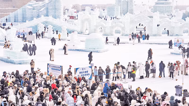 Lễ hội băng tuyết ở tỉnh Hắc Long Giang, Trung Quốc. (Ảnh Tân Hoa xã) 