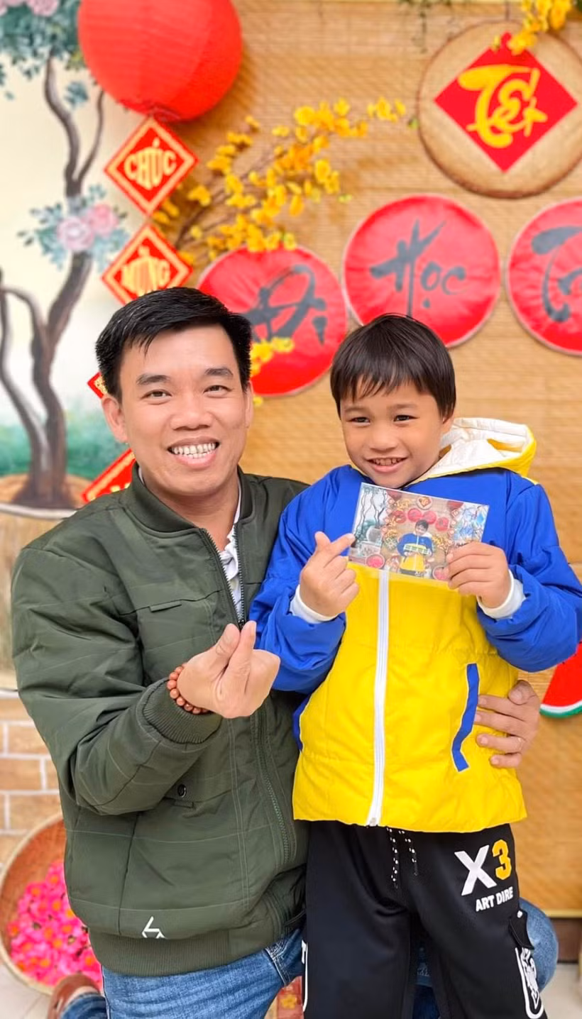 Kỹ sư Nguyễn Bình Nam tại một hoạt động của Câu lạc bộ Bạn thương nhau.