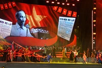 Một tiết mục trong Chương trình nghệ thuật đặc biệt "Ánh sáng niềm tin và khát vọng". (Ảnh: Linh Bảo).