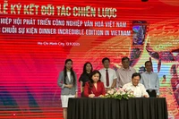 Lễ ký kết hợp tác chiến lược giữa VCIDA với các đối tác tiêu biểu trong và ngoài nước. (Ảnh: HỒ TRINH)