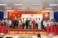 Ban chấp hành Đảng bộ phường Tân Bình nhiệm kỳ 2025 - 2030 ra mắt đại hội (ảnh Linh Bảo).