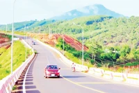 Tuyến đường ĐT741 kết nối Thành phố Hồ Chí Minh với các xã biên giới Đắk Ơ và Bù Gia Mập của tỉnh Đồng Nai.