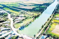 Hồ chứa nước ngọt kênh Lấp (xã Tân Xuân, tỉnh Vĩnh Long) phát huy hiệu quả trong việc trữ nước ngọt phục vụ sản xuất và sinh hoạt.