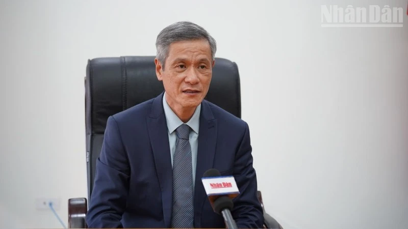 Thường trực Ban Bí thư Trần Cẩm Tú thăm chính thức Campuchia, củng cố quan hệ song phương