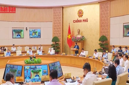 [Video] Thủ tướng chỉ đạo triển khai đồng bộ các giải pháp, phấn đấu hoàn thành mục tiêu năm 2025