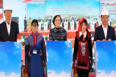 [Video] Khởi công các trường nội trú liên cấp vùng biên Tuyên Quang và Lào Cai