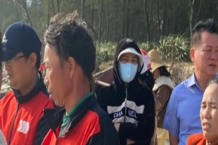 [Video] Huy động lực lượng tìm kiếm ngư dân mất tích do chìm ghe đánh cá 