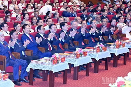 Tổng Bí thư Tô Lâm, Chủ tịch nước Lương Cường, Thủ tướng Chính phủ Phạm Minh Chính, Chủ tịch Quốc hội Trần Thanh Mẫn cùng các đồng chí lãnh đạo, nguyên lãnh đạo Đảng, Nhà nước dự buổi lễ. (Ảnh ĐĂNG KHOA) 