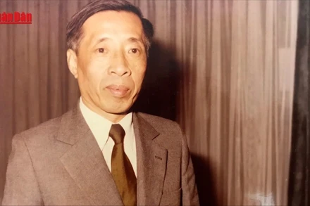 [Video] Sức mạnh ngôn từ trong ngòi bút Nguyễn Thành Lê