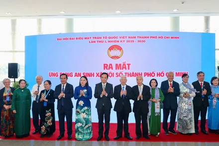 Lễ ra mắt ứng dụng An sinh xã hội số.