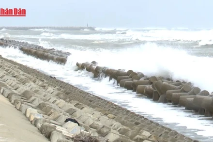 [Video] Đề phòng mưa dông trên biển và lốc xoáy