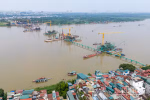Dự án cầu Trần Hưng Đạo được khởi công từ tháng 10/2025, với tổng mức đầu tư khoảng 16.226 tỷ đồng theo hình thức PPP (hợp đồng BT).