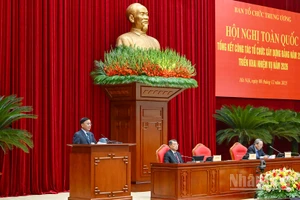 Thường trực Ban Bí thư Trần Cẩm Tú phát biểu chỉ đạo Hội nghị toàn quốc Tổng kết công tác tổ chức xây dựng Đảng năm 2025, triển khai nhiệm vụ năm 2026.