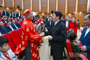 Chủ tịch nước Lương Cường thăm, chúc Tết người cao tuổi tỉnh Lào Cai.