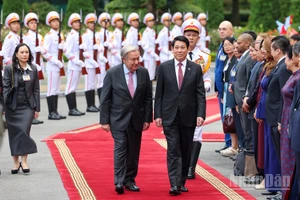 Chủ tịch nước Lương Cường chủ trì lễ đón Tổng Thư ký Liên hợp quốc Antonio Guterres.