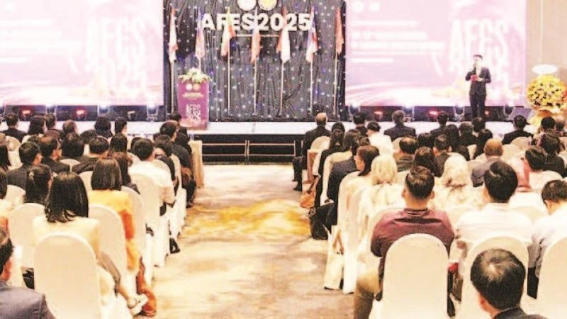 Hội nghị Liên đoàn các Hội Nội tiết Đông Nam Á.