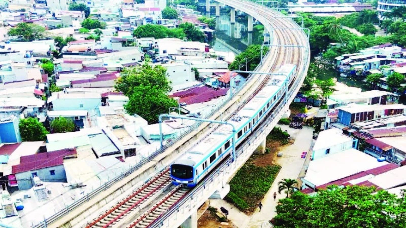 Tuyến metro số 1 (Bến Thành-Suối Tiên) hiện có gần 500 nhân sự phục vụ vận hành.