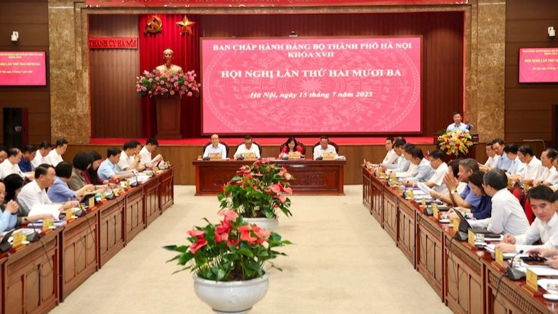 Hội nghị Ban Chấp hành Đảng bộ thành phố Hà Nội tổ chức vào sáng 15/7.