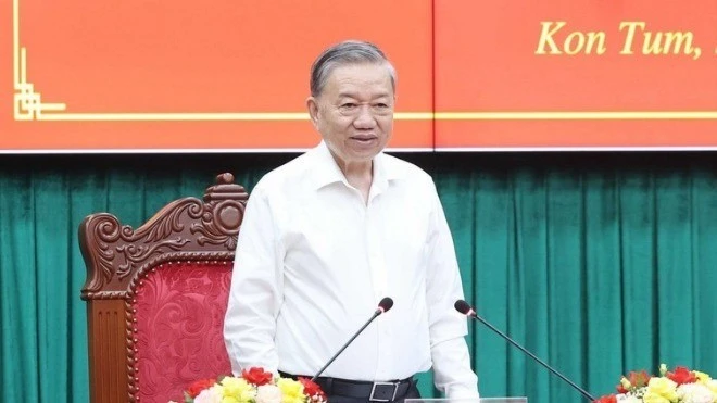 Tổng Bí thư Tô Lâm phát biểu tại buổi làm việc với Ban Thường vụ Tỉnh ủy Kon Tum và Thường trực Tỉnh ủy Quảng Ngãi. (Ảnh: TTXVN)