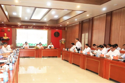 Quang cảnh buổi làm việc. (Ảnh: PHONG NGUYÊN) 